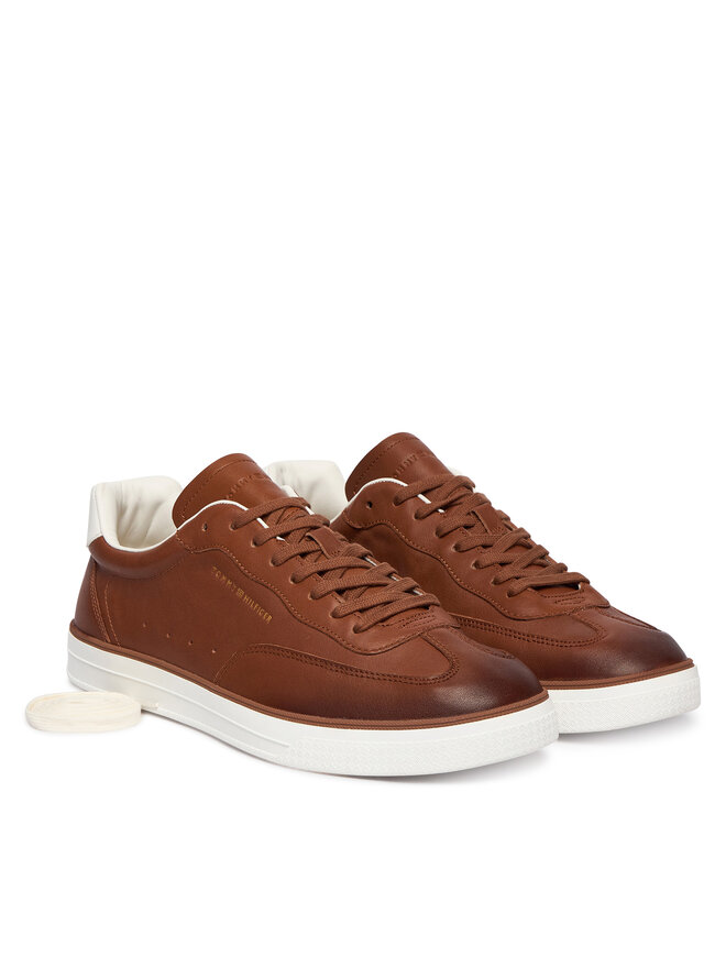 Tommy Hilfiger Sneakers Tommy Hilfiger Th Lo Lux 1A2 Cognac FM0FM05870 Braun