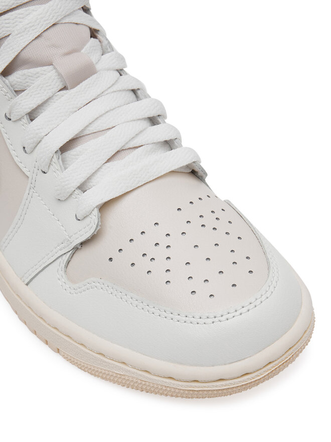 Nike Сникърси Nike Wmns Air Jordan 1 Mid BQ6472 201 Бежов