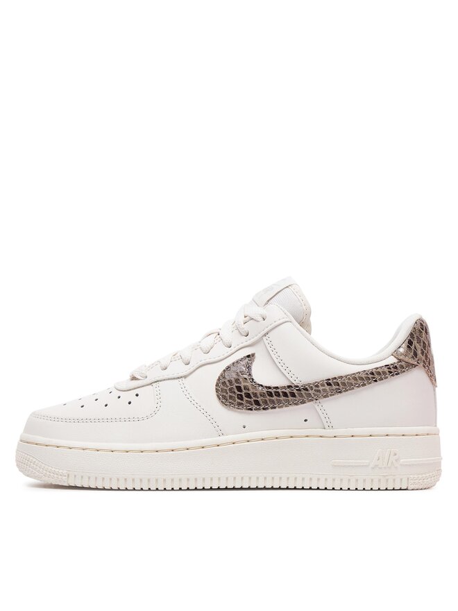 Nike Sneakersy Nike Air Force 1 '07 DD8959 002 Biały