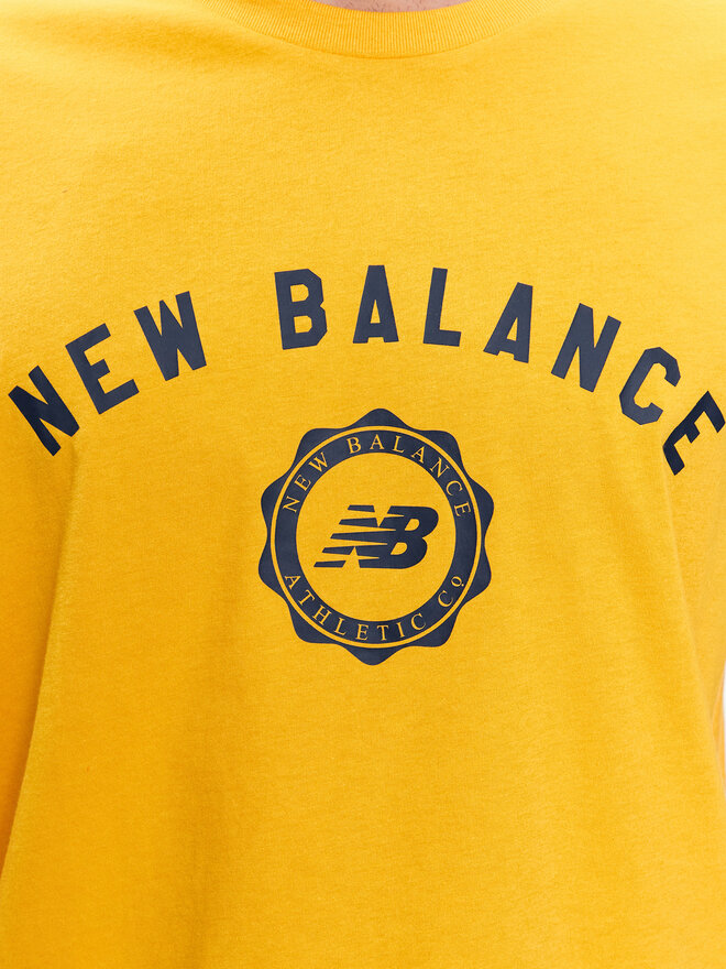 New Balance New Balance T-shirt Sport Seasonal Graphic MT31904 Žuta Relaxed Fit