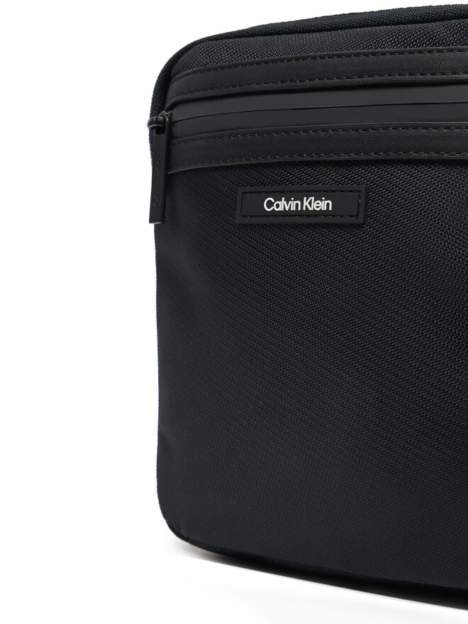 Calvin Klein Плоска сумка Calvin Klein K50K512884 Чорний