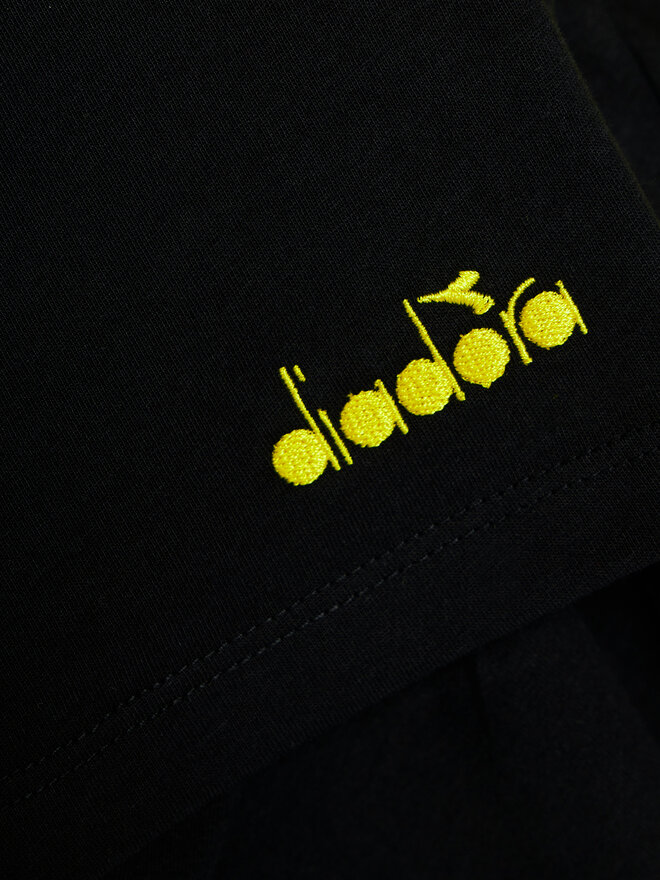Diadora Diadora Conjunto de camiseta y pantalones cortos deportivos Logo Drip 102.177131 Amarillo Regular Fit