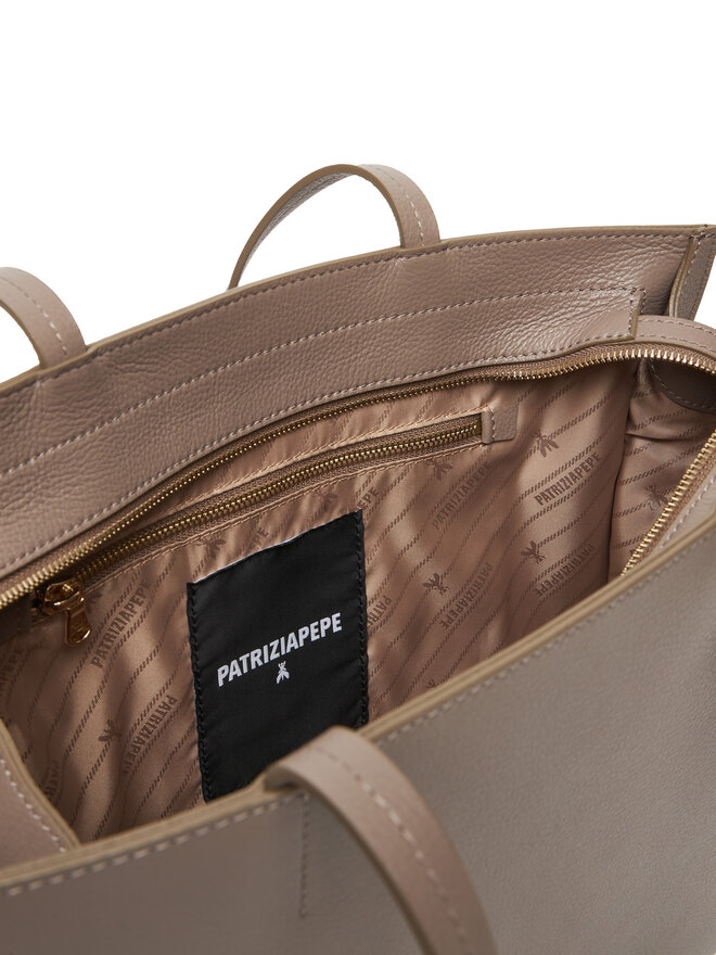 Patrizia Pepe Сумка Patrizia Pepe 8B0235/L001-B744 Коричневий