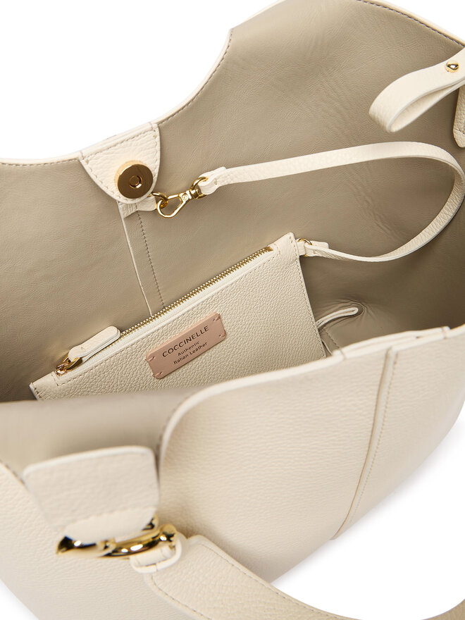 Coccinelle Handtasche Coccinelle SHA Coccinelle C-Easy E1 SHA 11 02 01 Écru