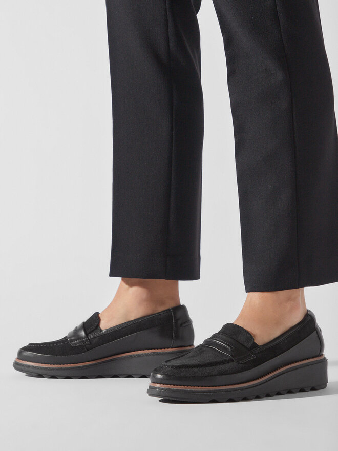 Clarks Donna Clarks Sharon Aster Penny Loafer In Black | UK Scarpe