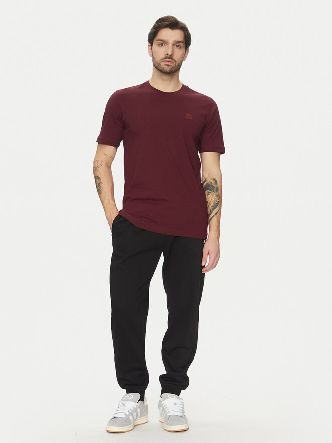 adidas adidas Camiseta Trefoil Essentials JC9992 Guinda/burdeos Regular Fit