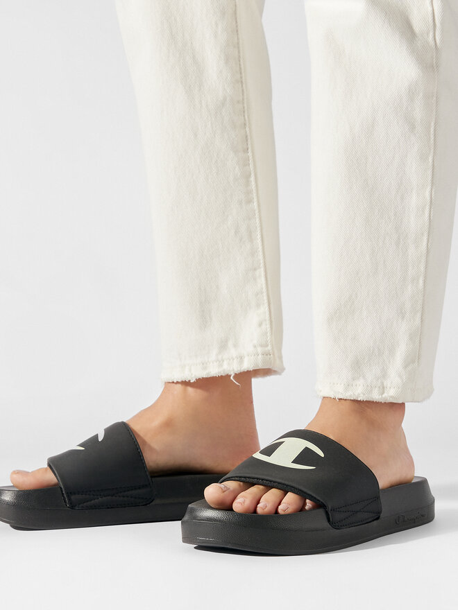Champion Παντόφλες Champion S11627-KK001 Μαύρο