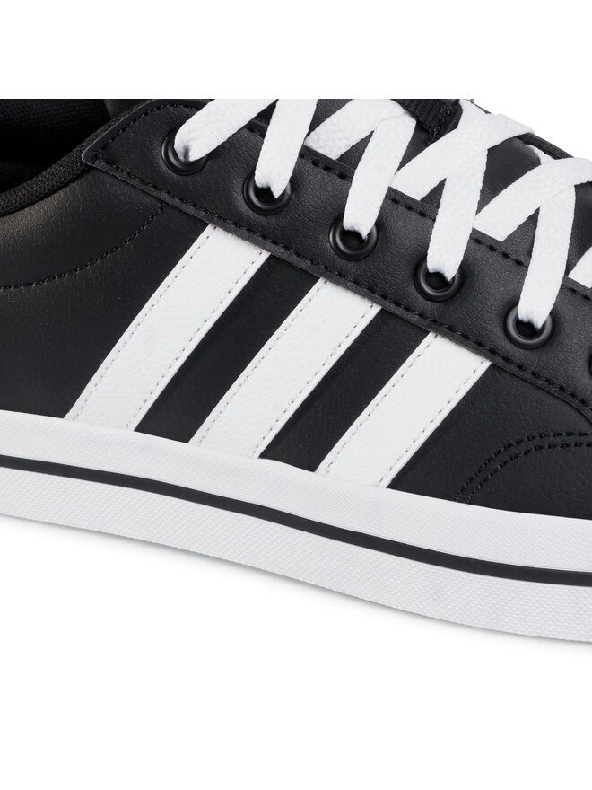 adidas Снікерcи adidas BRAVADA FW2888 Чорний