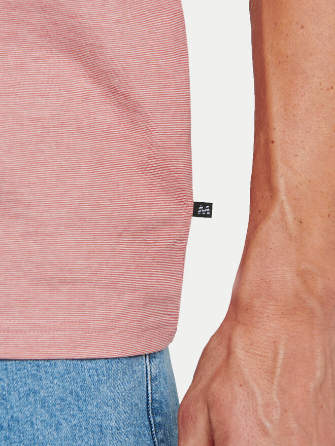 Matinique Matinique Camiseta 30203907 Rosa Regular Fit