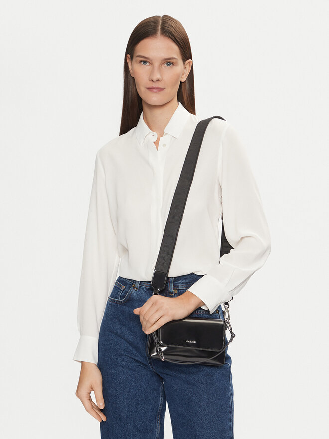 Calvin Klein Ročna torba Calvin Klein Ck Must Dbl Strap Mini Bag_Shiny K60K612772 Črna