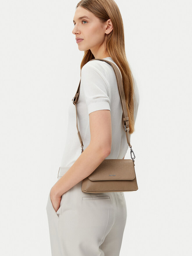 Calvin Klein Ročna torba Calvin Klein Ck Must Dbl Strap Mini Bag_Mono K60K613088 Rjava