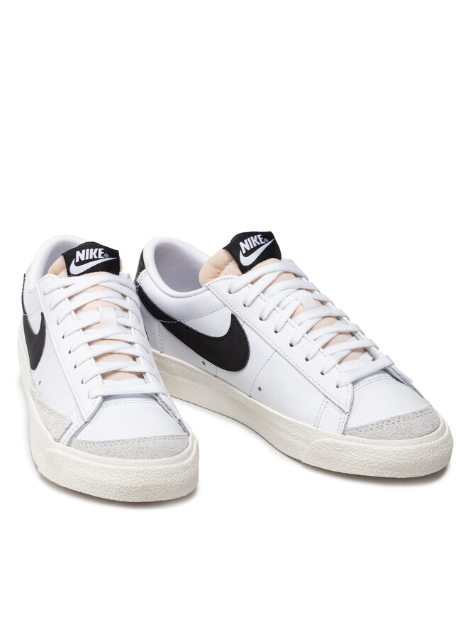 Nike Sneakers Nike Blazer Low '77 DC4769 102 Bianco