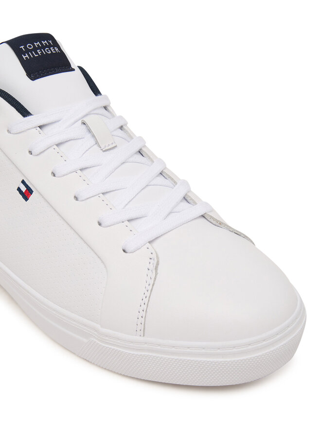 Tommy Hilfiger Sneakers Tommy Hilfiger Lightweight Pinperf Lth Sneaker FM0FM05981 Weiß