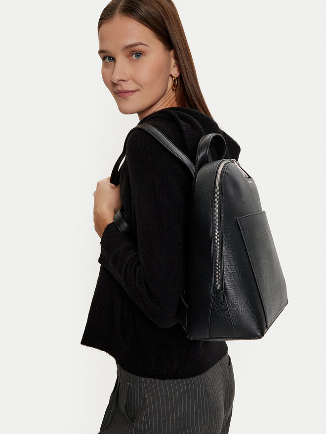 Calvin Klein Mochila Calvin Klein Ck Must Dome Backpack_Caviar K60K613087 Negro