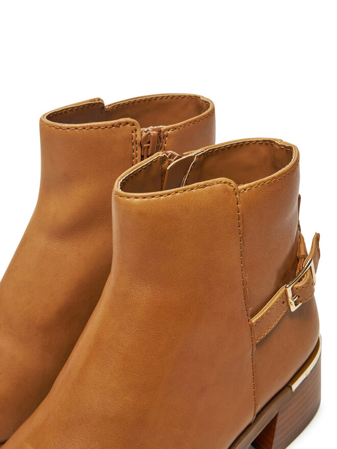 Aldo Botine Aldo Siraveth 13673348 Maro