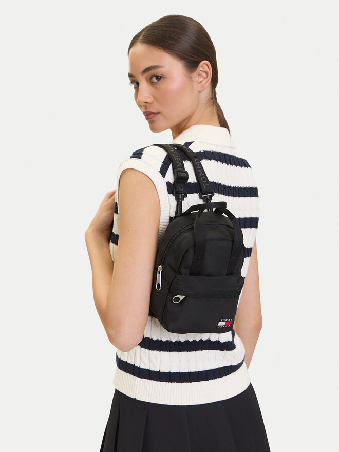 Tommy Jeans Hátizsák Tommy Jeans Tjw Daily 2 Ways Backpack AW0AW17577 Fekete