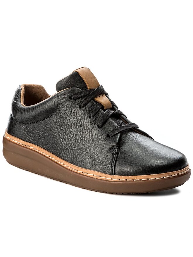 Clarks amberlee crest store