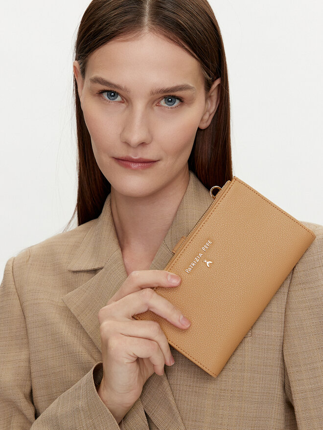 Patrizia Pepe Сумка Patrizia Pepe CQ9774/L001-B685 Бежевий
