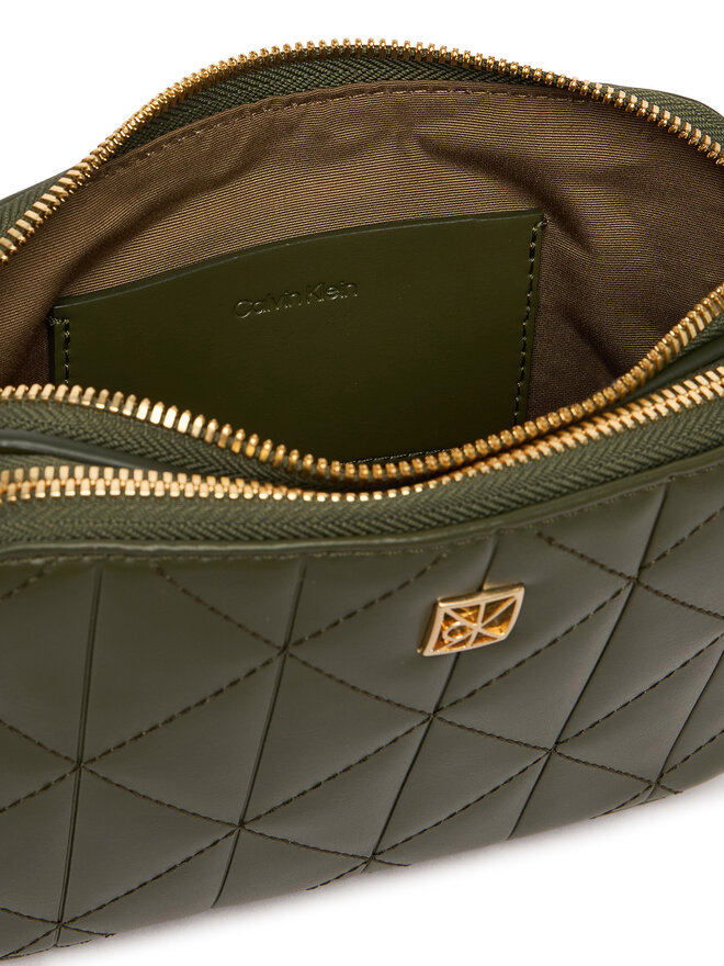 Calvin Klein Handtasche Calvin Klein Quilted Double Zip Camera Bag LV04F3328G Beige