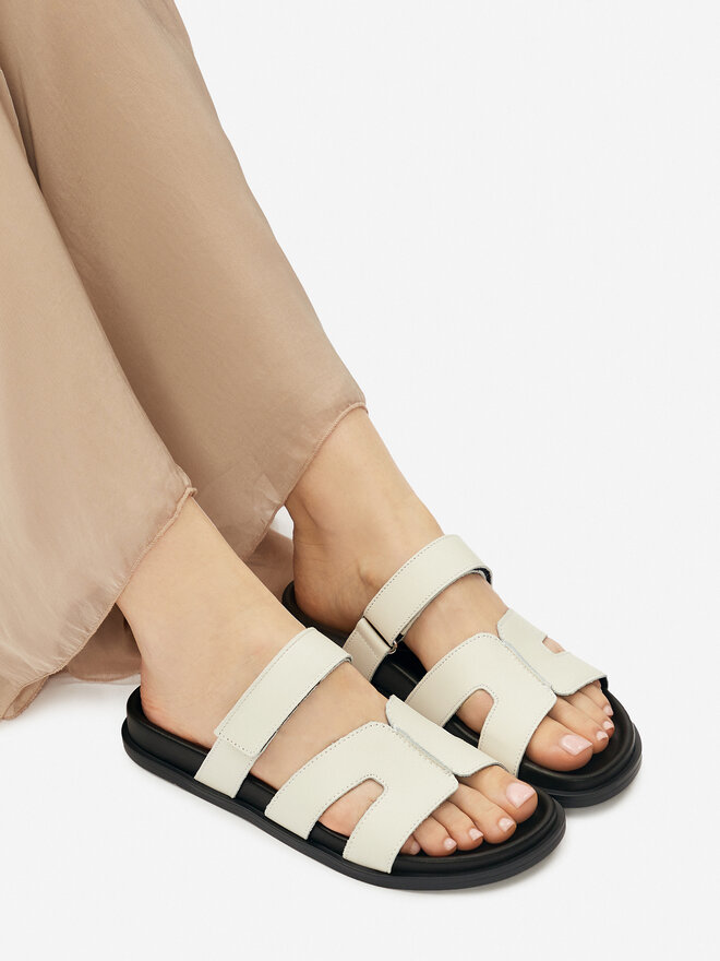 GINO ROSSI Pantoletten Gino Rossi MOIRA-E2527666 Weiß