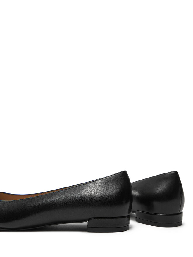Stuart Weitzman Балеринки Stuart Weitzman Sleek Bow Flat SJ598 Черен