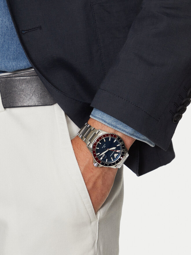 Emporio Armani Zegarek Emporio Armani Diver AR11590 Srebrny