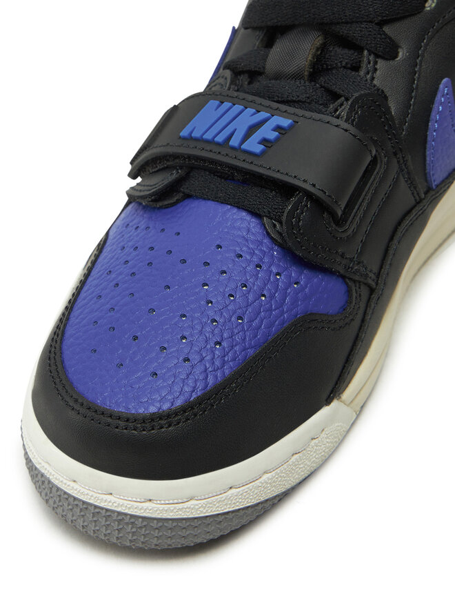 Nike Сникърси Nike Air Jordan Legacy 312 Low (GS) CD9054 041 Черен