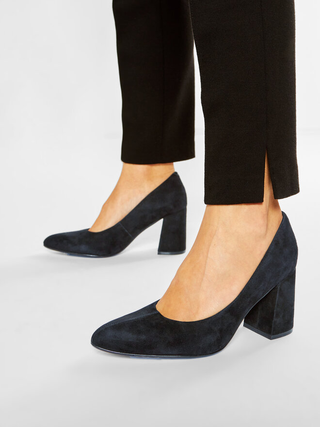 Clarks Κλειστά παπούτσια Clarks Laina85 Court 261518004 Μαύρο