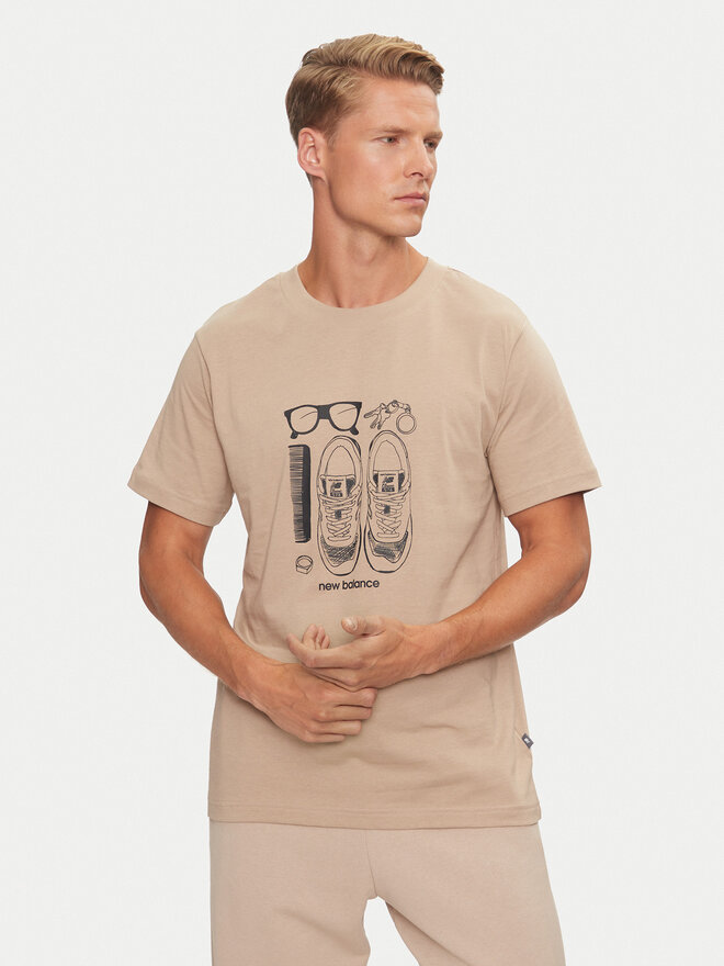 New Balance New Balance Camiseta Sport Essentials Graphic MT43902DRW Beis Regular Fit