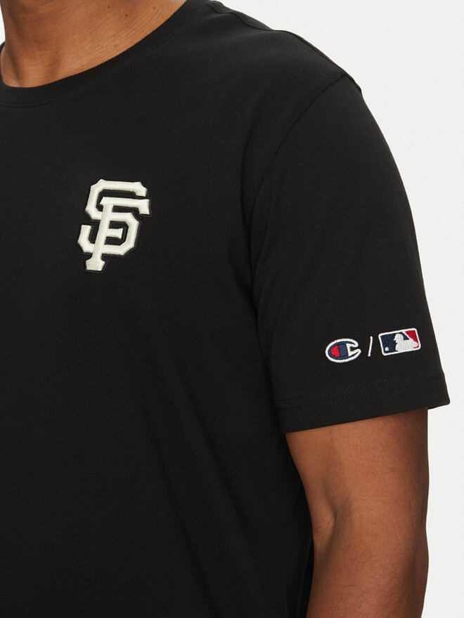 Champion Champion T-shirt 221037 Crna Standard Fit
