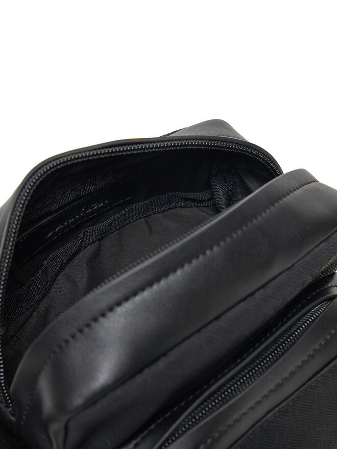 Calvin Klein Jeans Плоска сумка Calvin Klein Jeans K50K512743 Чорний