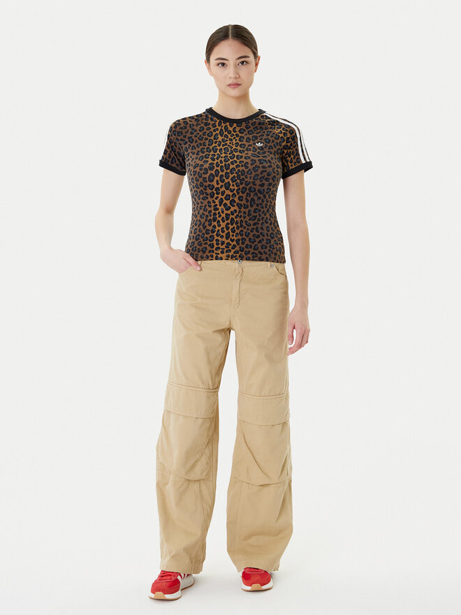 adidas adidas T-shirt Leopard Cali JW7304 Smeđa Slim Fit