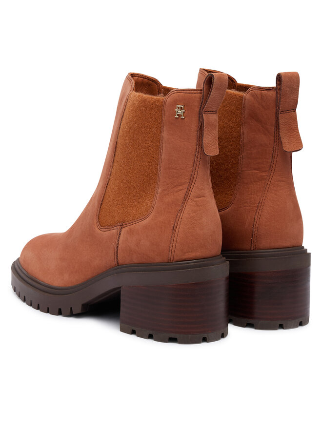Tommy Hilfiger Stiefeletten Tommy Hilfiger Th Nubuck Chelsea Cleated Heel FW0FW09158 Braun