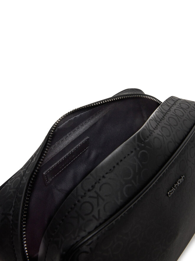 Calvin Klein Smink táska Calvin Klein Ck Sleek Washbag Mono K50K512944 Fekete