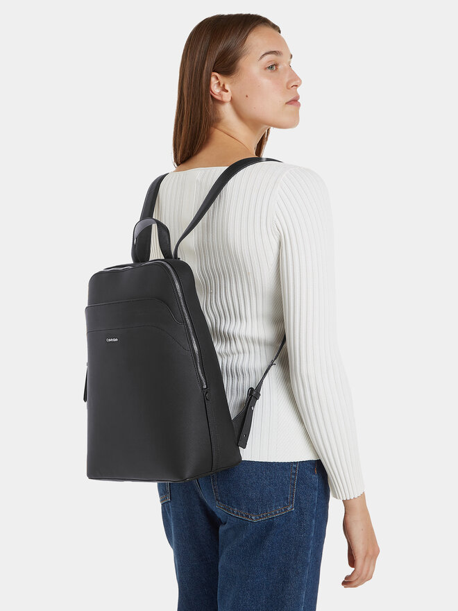Calvin Klein Rucksack Calvin Klein Business Backpack Saffiano K60K611676 Schwarz