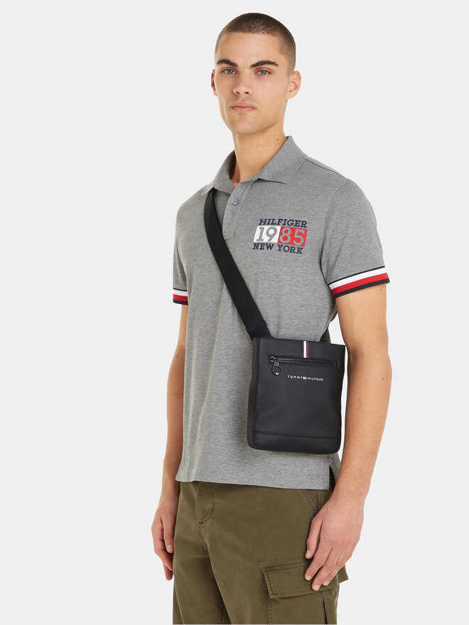 Tommy Hilfiger Th Essential Mini Crossover AM0AM11541 evzuttya .ua