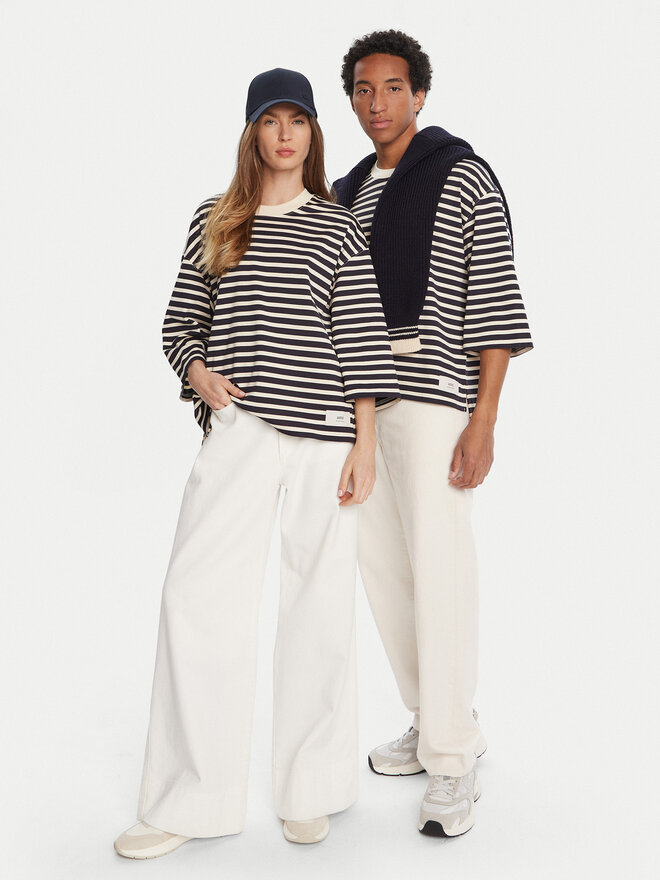 AMI PARIS AMI PARIS T-Shirt UTS056.JE0121 Dunkelblau Relaxed Fit