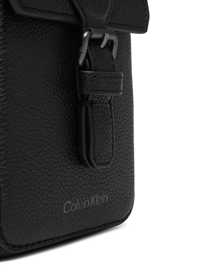 Calvin Klein Umhängetasche Calvin Klein Leather Slim Flap Reporter LV04D3323G Schwarz