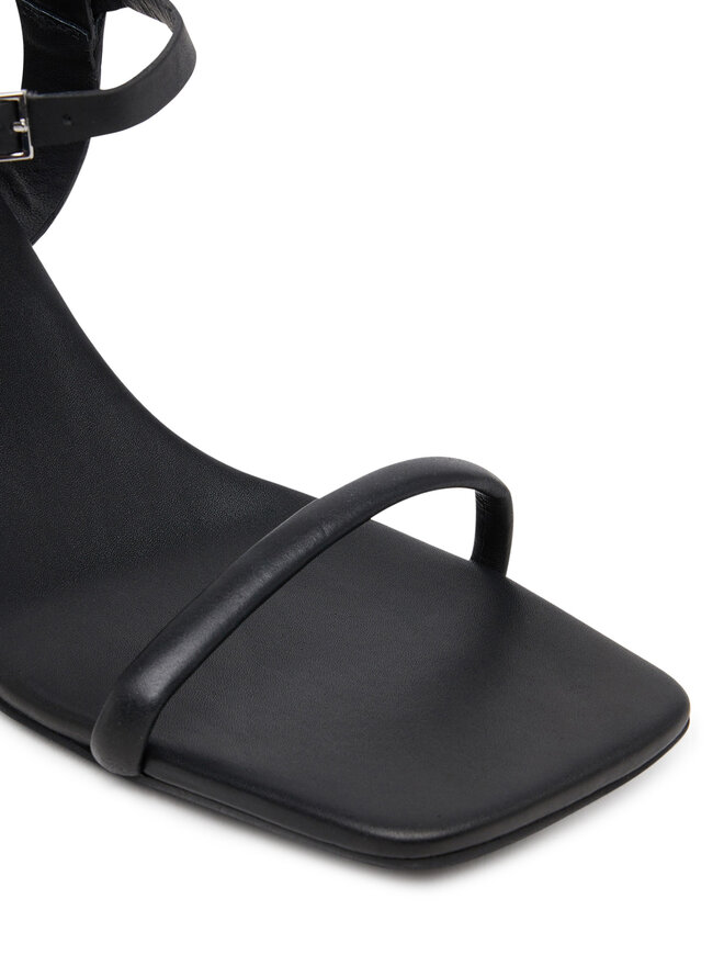 Calvin Klein Sandale Calvin Klein Block Heel Sandal 75 Lth HW0HW02650 Crna