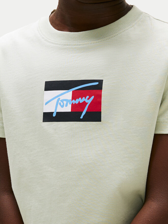 Tommy Hilfiger Tommy Hilfiger Camiseta Script Flag KB0KB09725 Verde Regular Fit