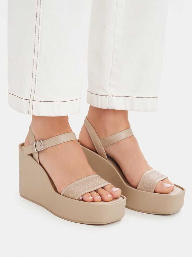 Calvin Klein Sandalen Calvin Klein Wedge 70 Sndl Webbing Lth HW0HW02882 Beige