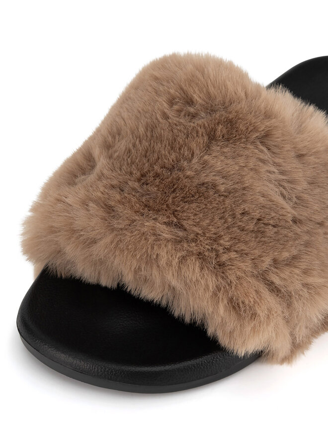 DeeZee Чехли DeeZee WFA2783-1 Бежов
