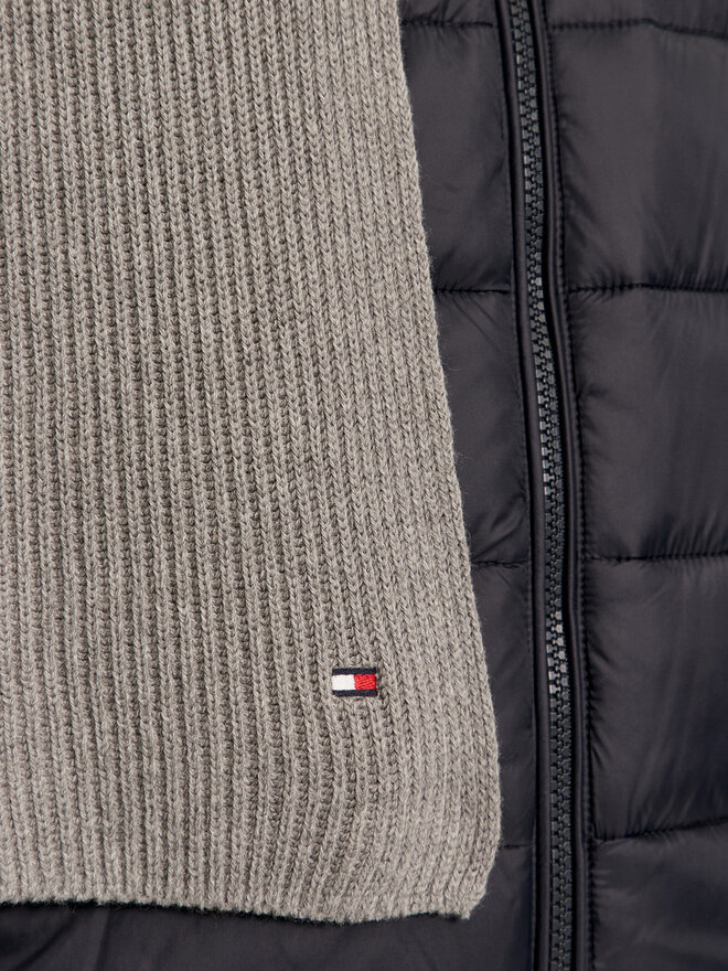 Tommy Hilfiger Šál Tommy Hilfiger Flag AM0AM12847 Šedá