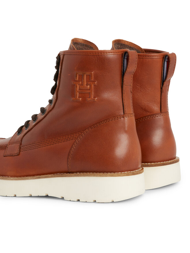 Tommy Hilfiger Čižmy Tommy Hilfiger Th American Warm Leather Boot FM0FM04668 Hnedá