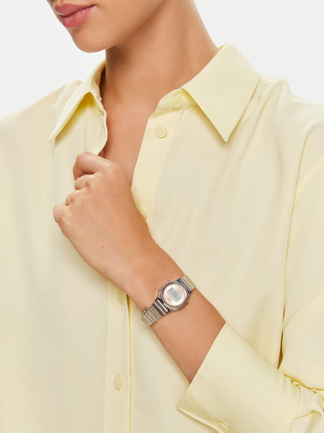 Casio Zegarek Casio LA700WE-4AEF Srebrny
