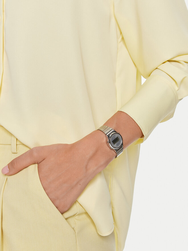 Casio Zegarek Casio LA700WE-7AEF Srebrny