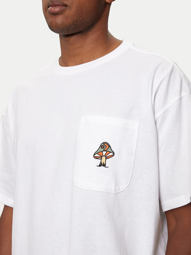 Converse Converse Camiseta M Mushroom Star Chev Tee 10026445-A02 Blanco Regular Fit