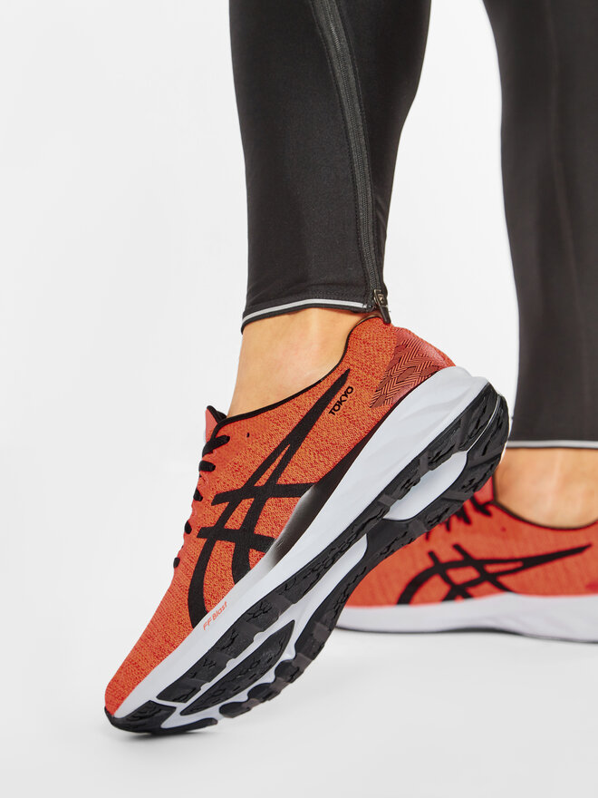 Asics Laufschuhe Asics Roadblast Tokyo 1011B071 Orange