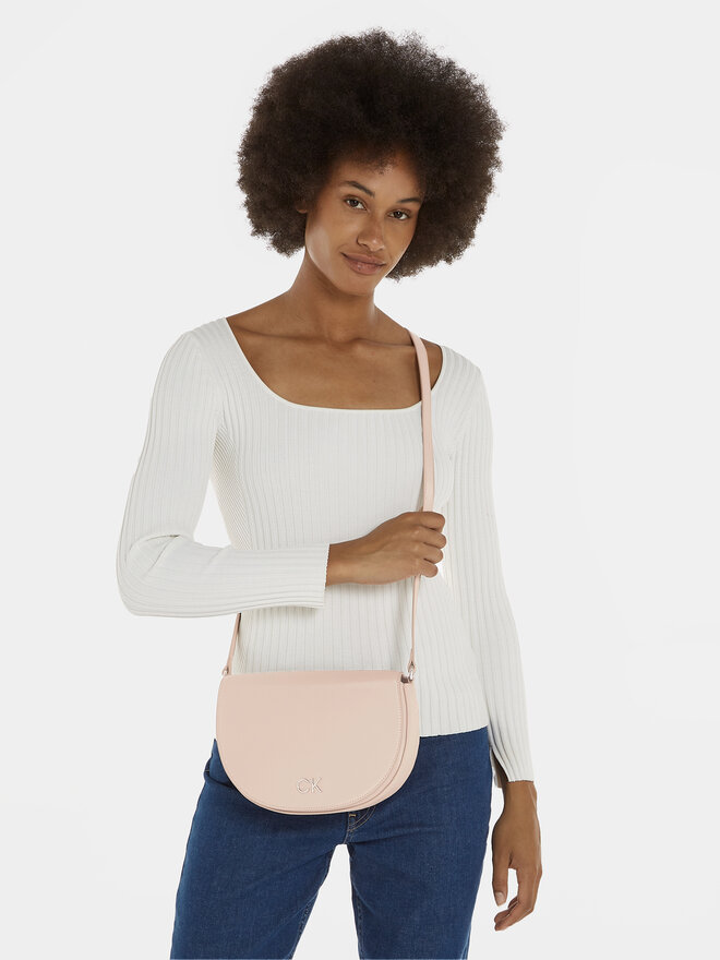 Calvin Klein Táska Calvin Klein Ck Daily Saddle Bag_Pearlized K60K611883 Szürke