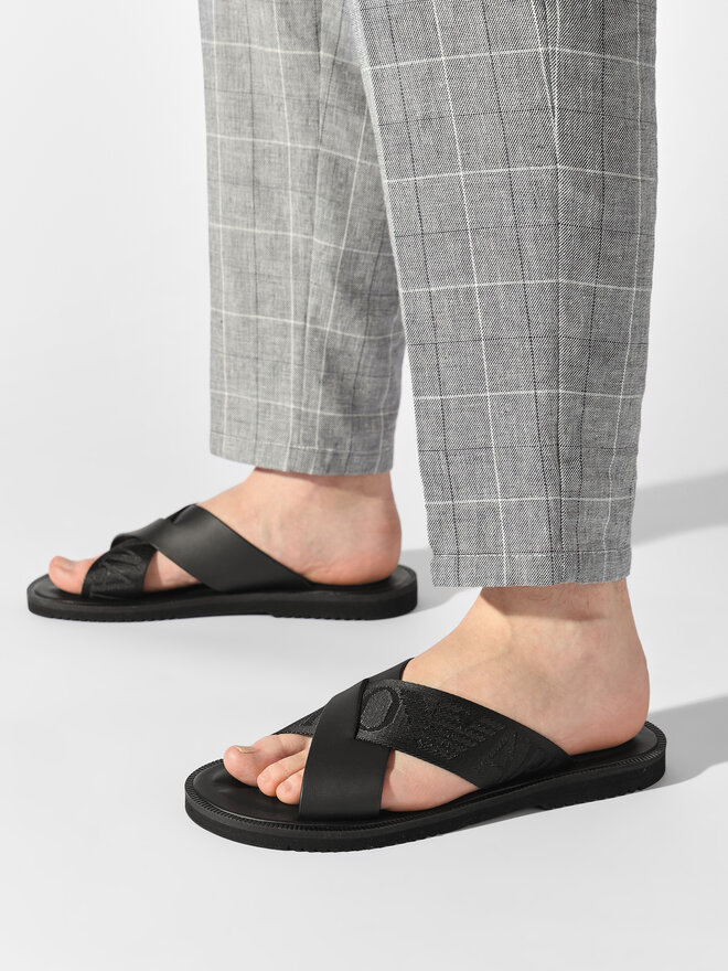 Emporio Armani Pantoletten Emporio Armani X4P124 XN787 K001 Schwarz
